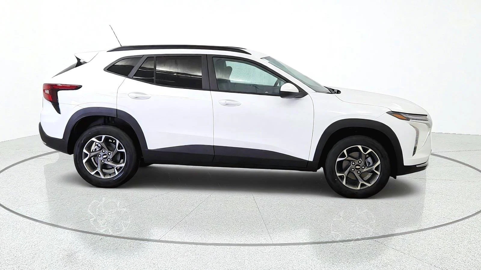 2026 Chevrolet Trax LT - Photo 10