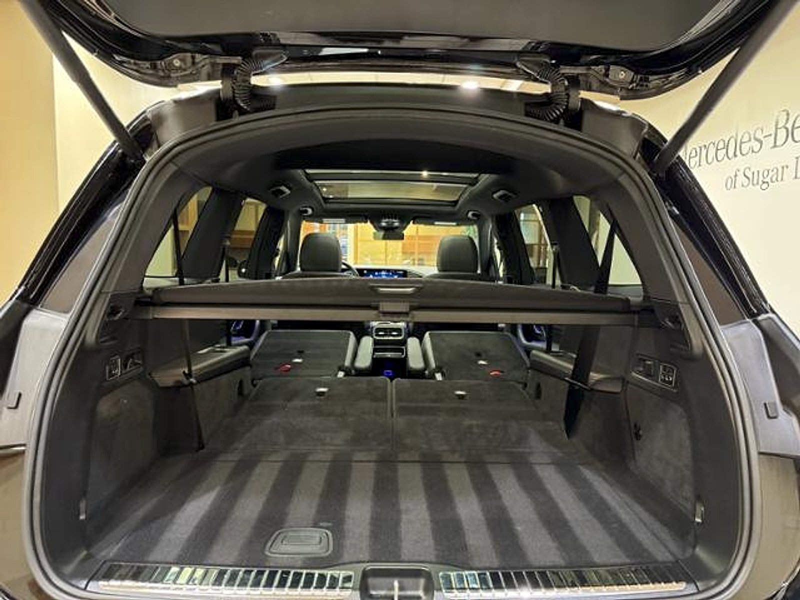 Certified Used 2025 Obsidian Black Metallic Mercedes-Benz GLS 450 image 24