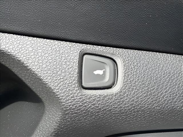 Used 2023 Platinum White Pearl Acura w/A-Spec Package image 16