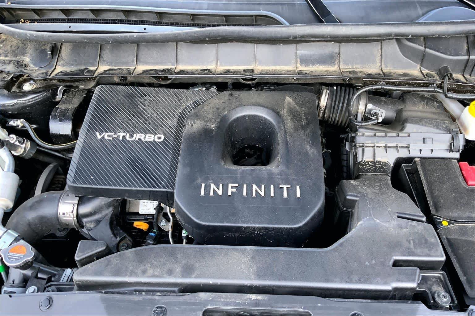 Used 2026 Graphite Shadow INFINITI LUXE image 31