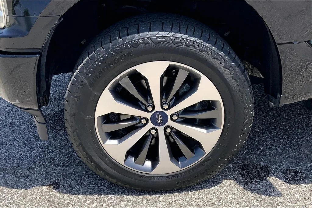 Used 2019 Black Ford XL image 8