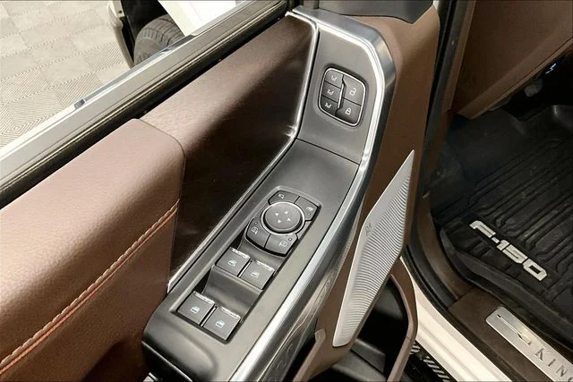 Used 2025 Star White Metallic Tri-Coat Ford King Ranch image 33