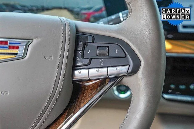 Used 2024 White Cadillac Sport Platinum image 20