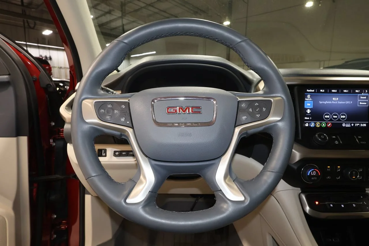 Used 2023 Volcanic Red Tintcoat GMC Denali image 10