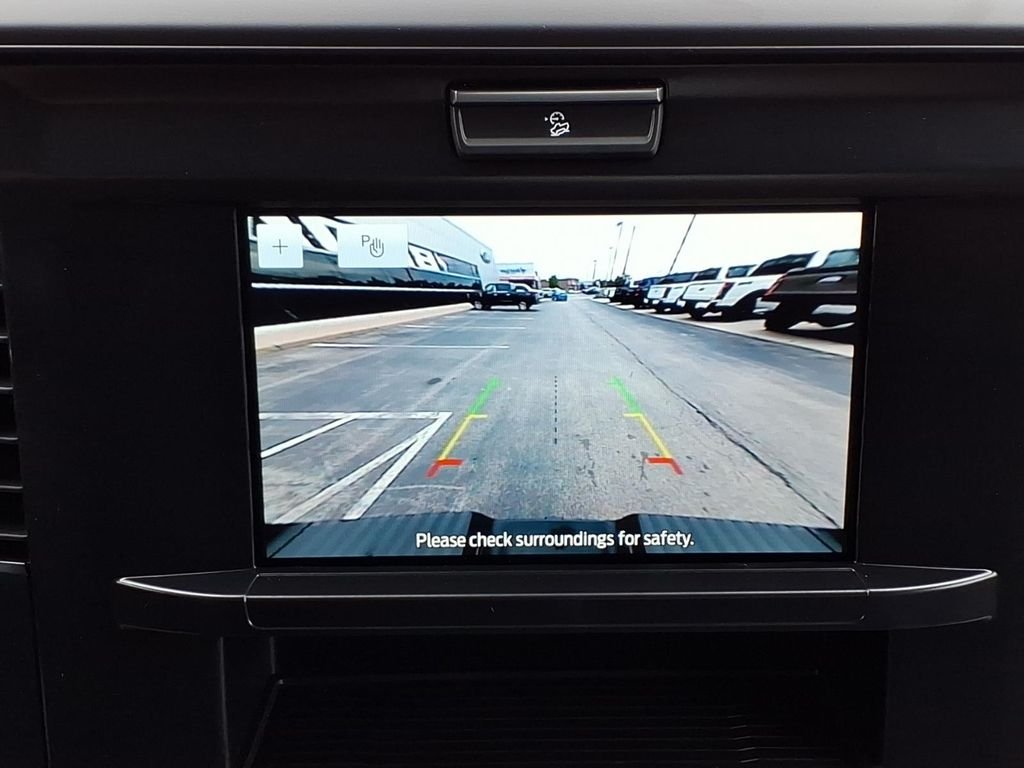 New 2027 Oxford White Ford F-250® XLT image 22