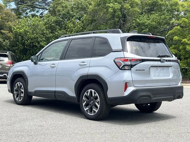 Used 2025 Silver Subaru Premium image 26