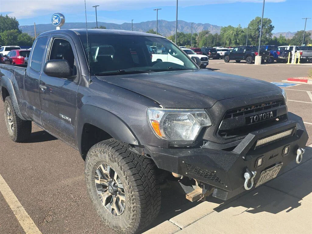 Used 2014 Toyota Tacoma Base with VIN 5TFUX4EN1EX028414 for sale in Salida, CO