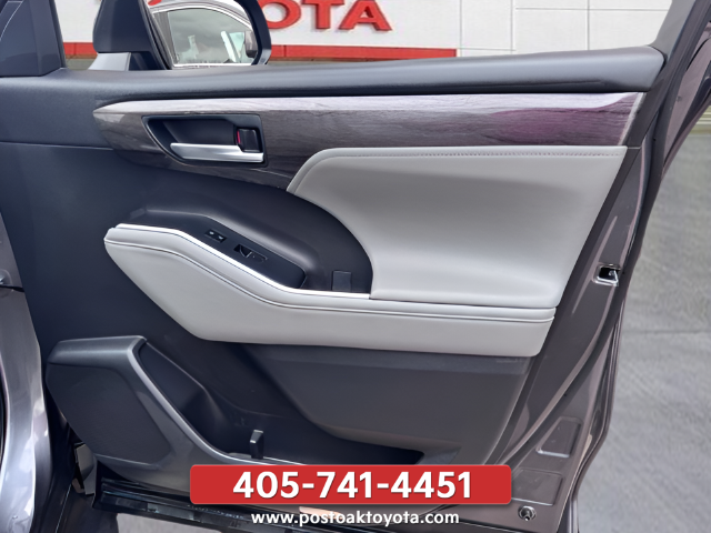 Used 2024 Gray Toyota Platinum image 18