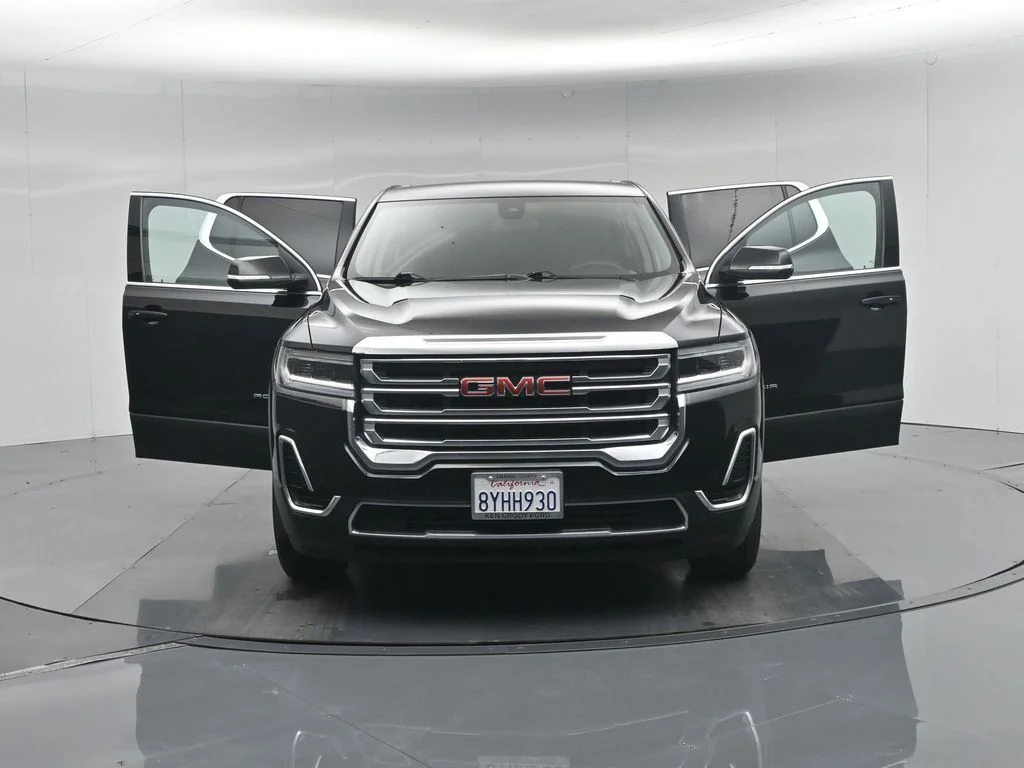 Used 2022 Black GMC SLE image 36