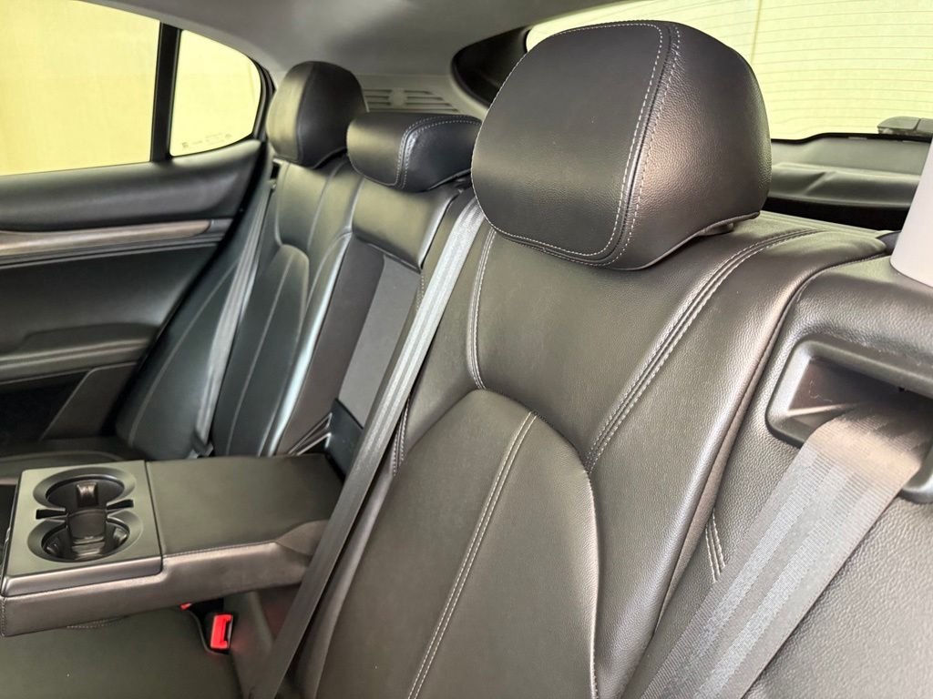 Used 2018 White Alfa Romeo Ti image 14