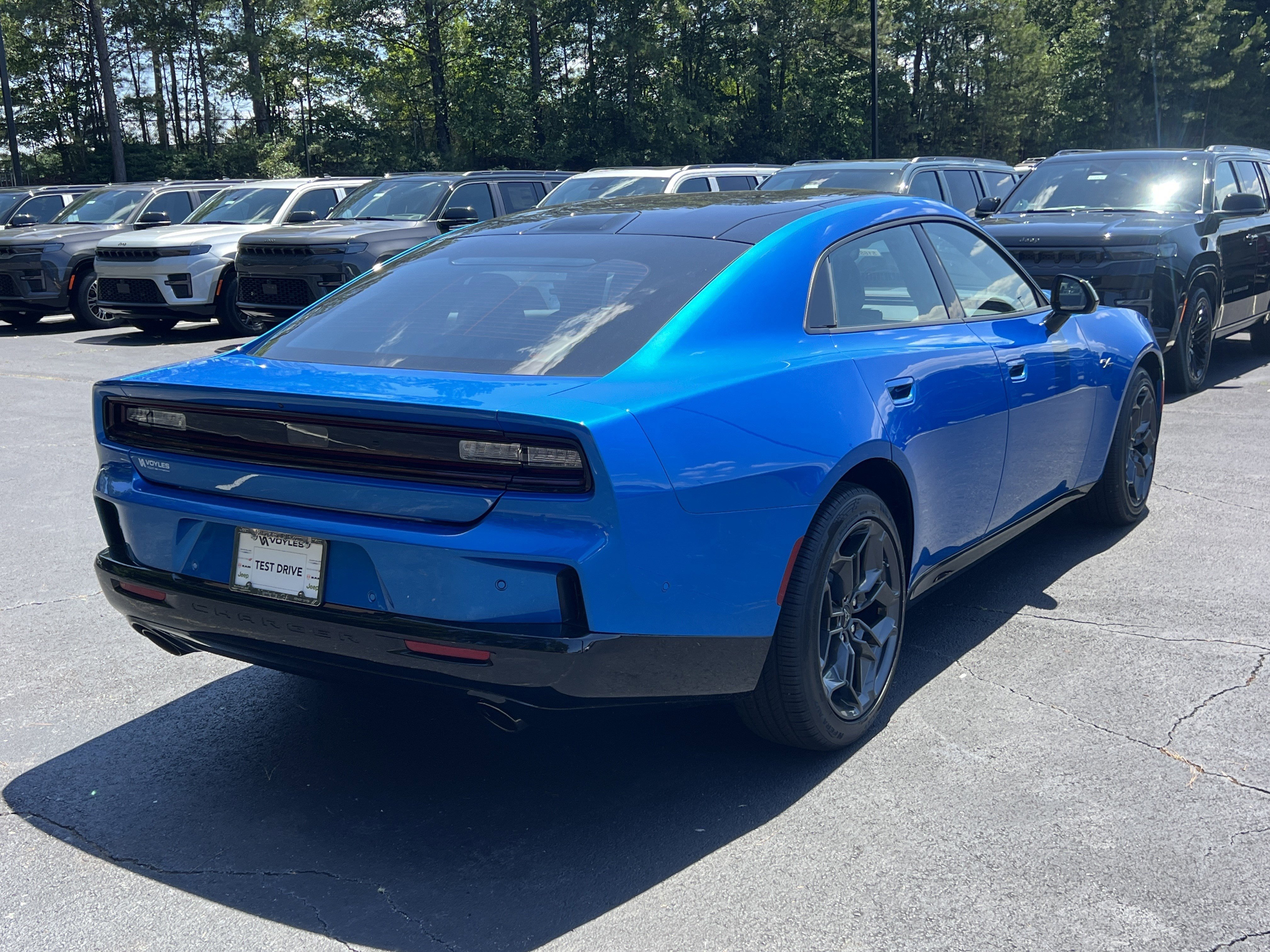New 2026 Bludicrous Exterior Paint Dodge R/T image 8