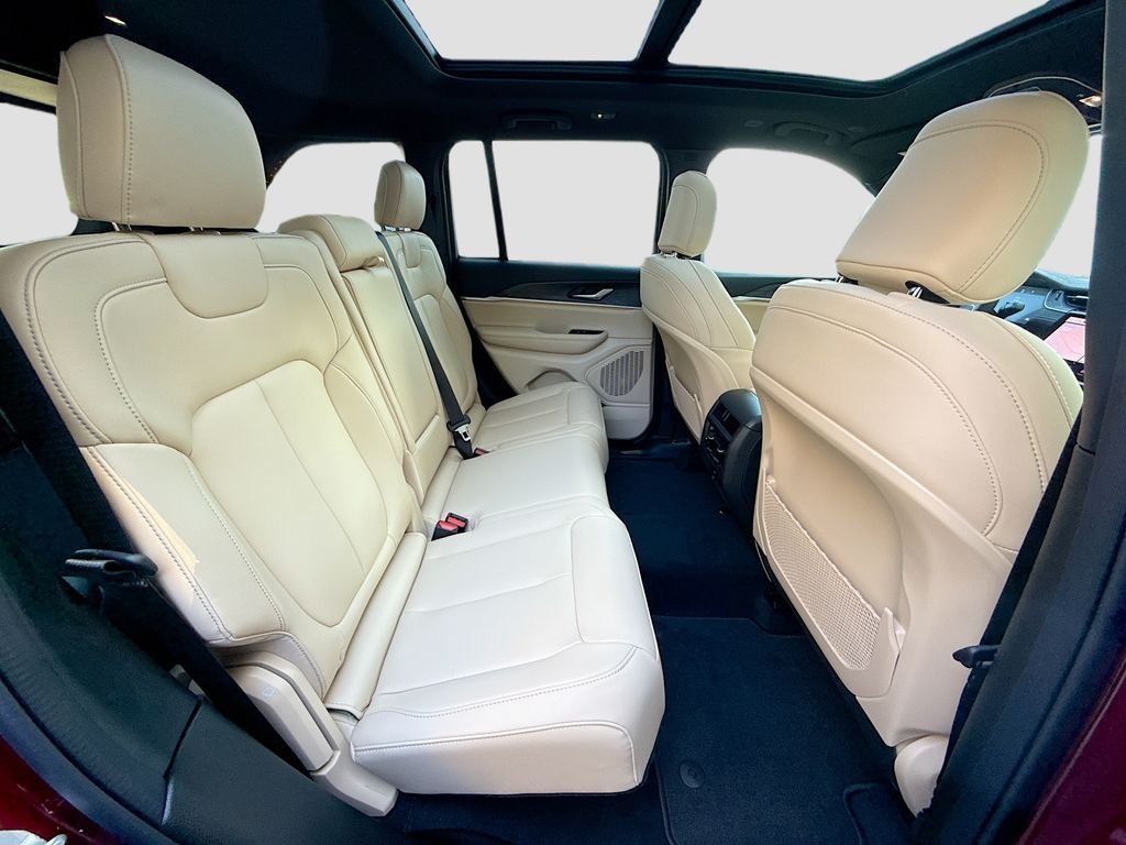 2025 Jeep Grand Cherokee Limited - Photo 30