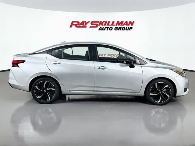 2024 Nissan Versa Sedan SR - Photo 8