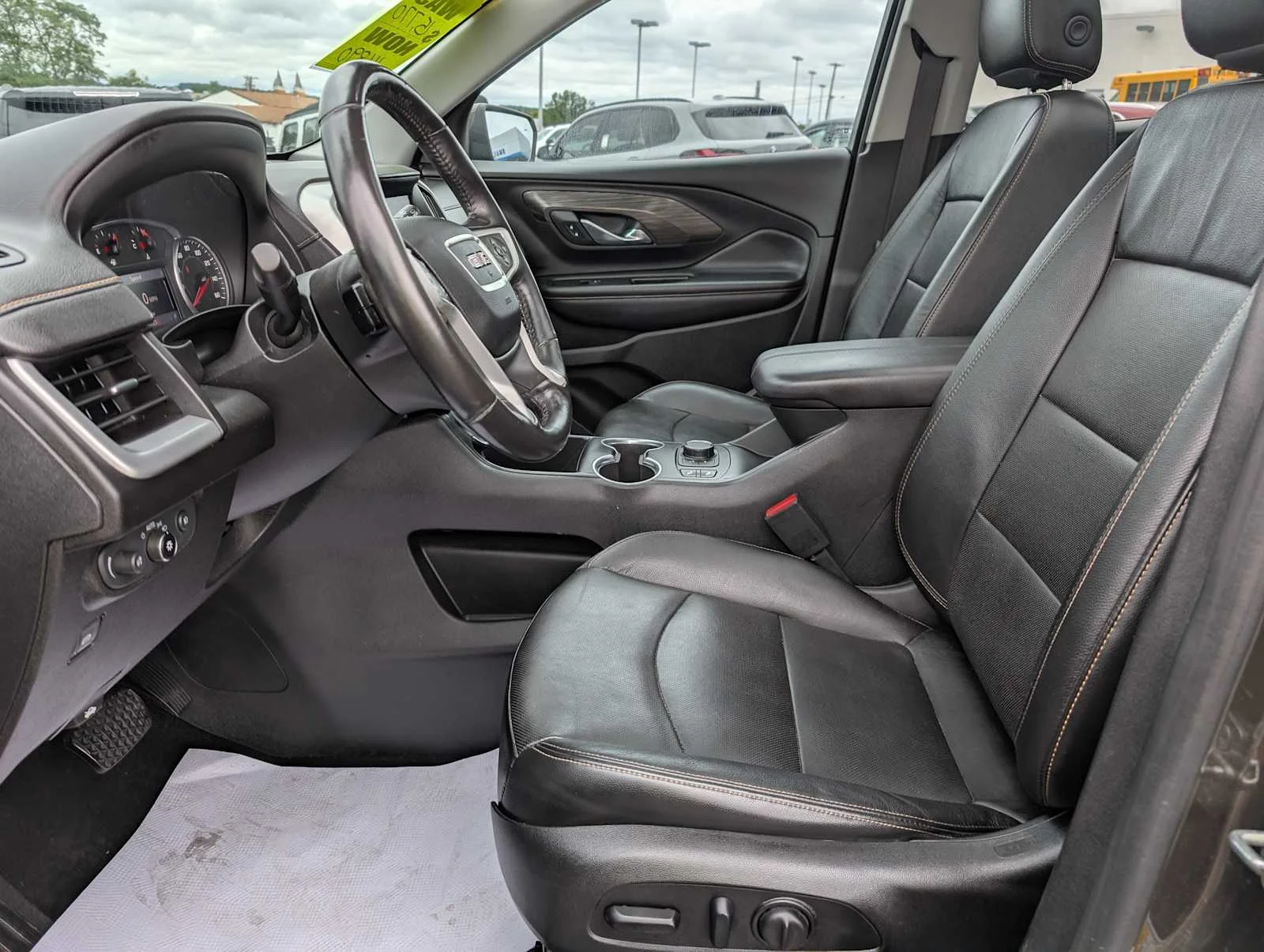 Used 2019 Smokey Quartz Metallic GMC SLT image 4