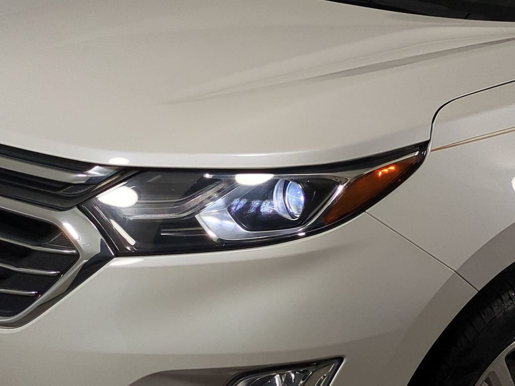 Used 2019 Beige Chevrolet Premier image 10