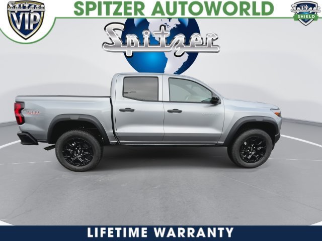 2026 Chevrolet Colorado photo 16 of 41