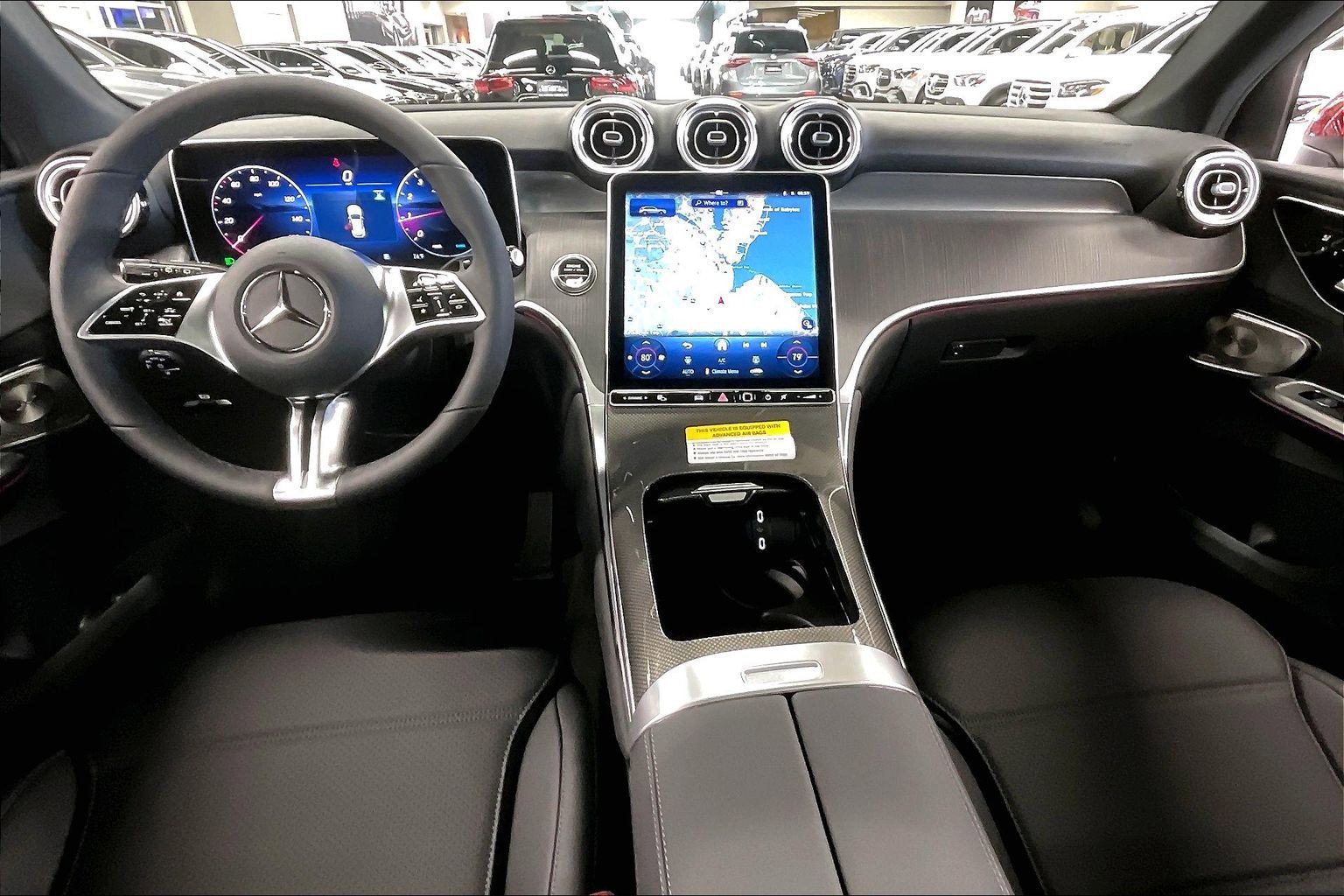 New 2026 MANUFAKTUR Patagonia Red Metallic Mercedes-Benz GLC 300 image 18