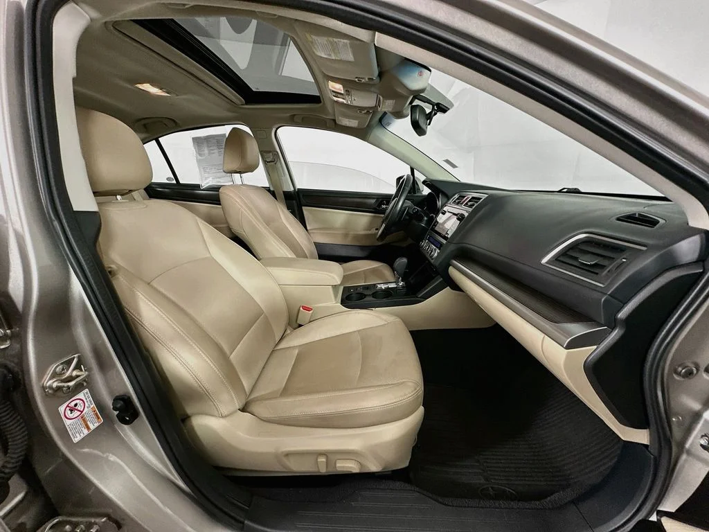Used 2016 Tungsten Metallic Subaru 2.5i image 31