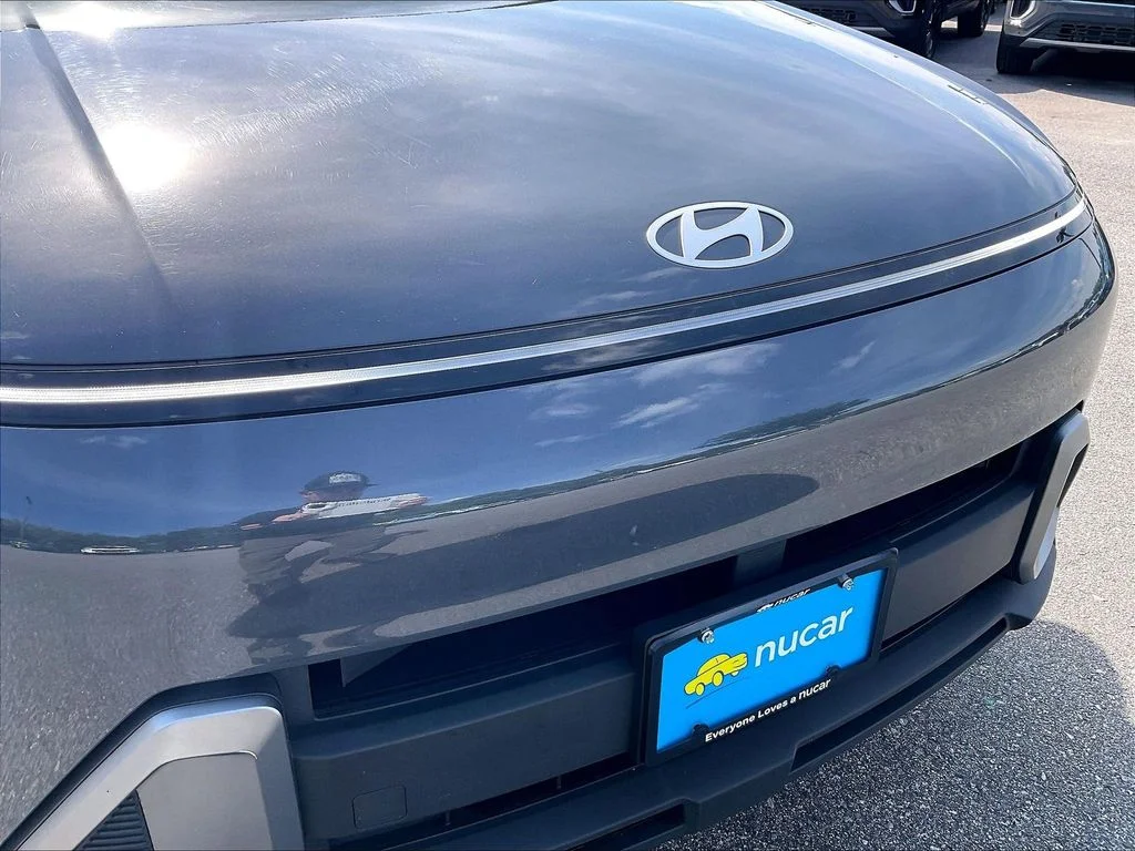 Used 2024 Ecotronic Gray Pearl Hyundai SEL image 27