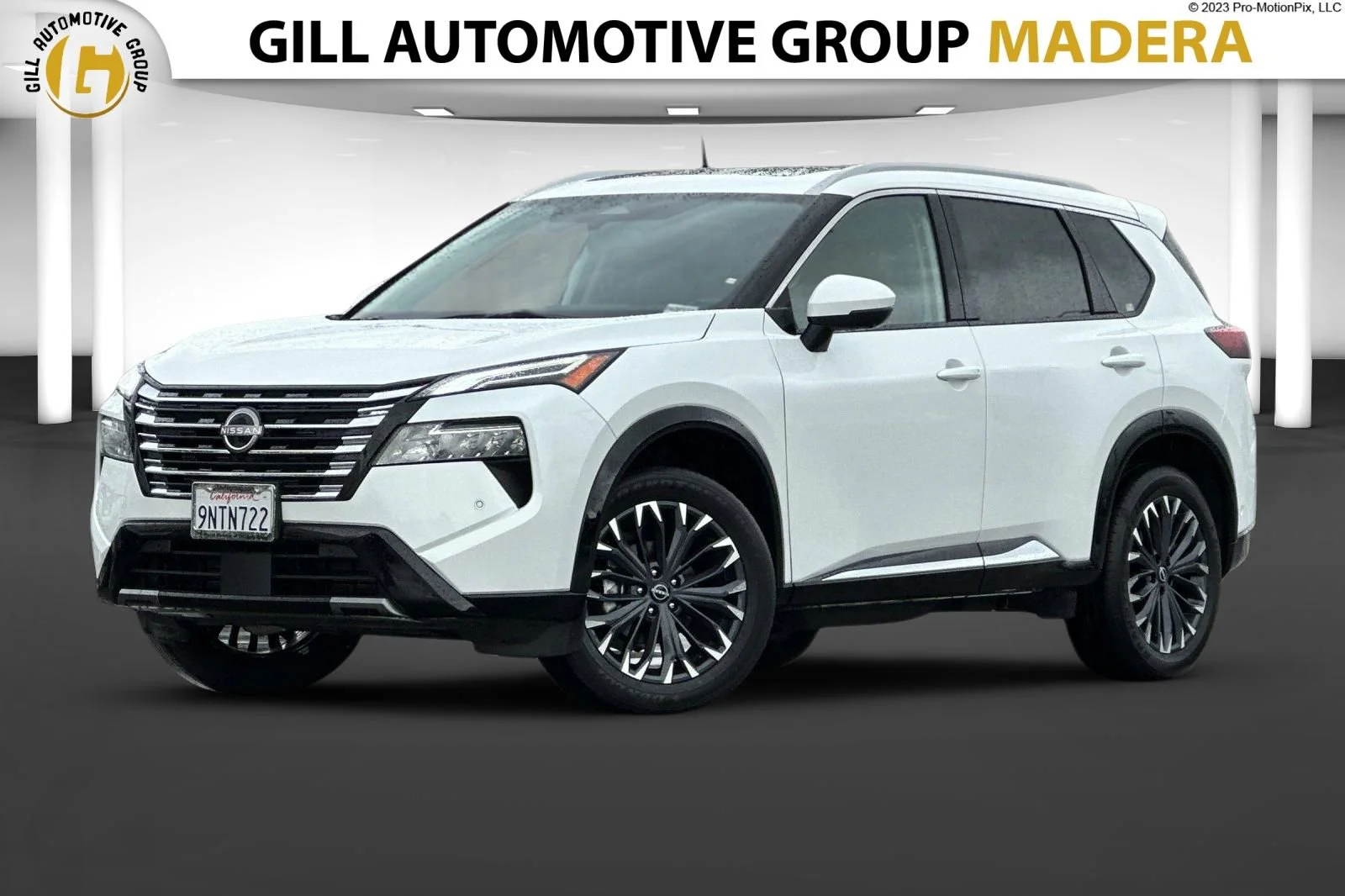 2024 Nissan Rogue Platinum FWD's photo