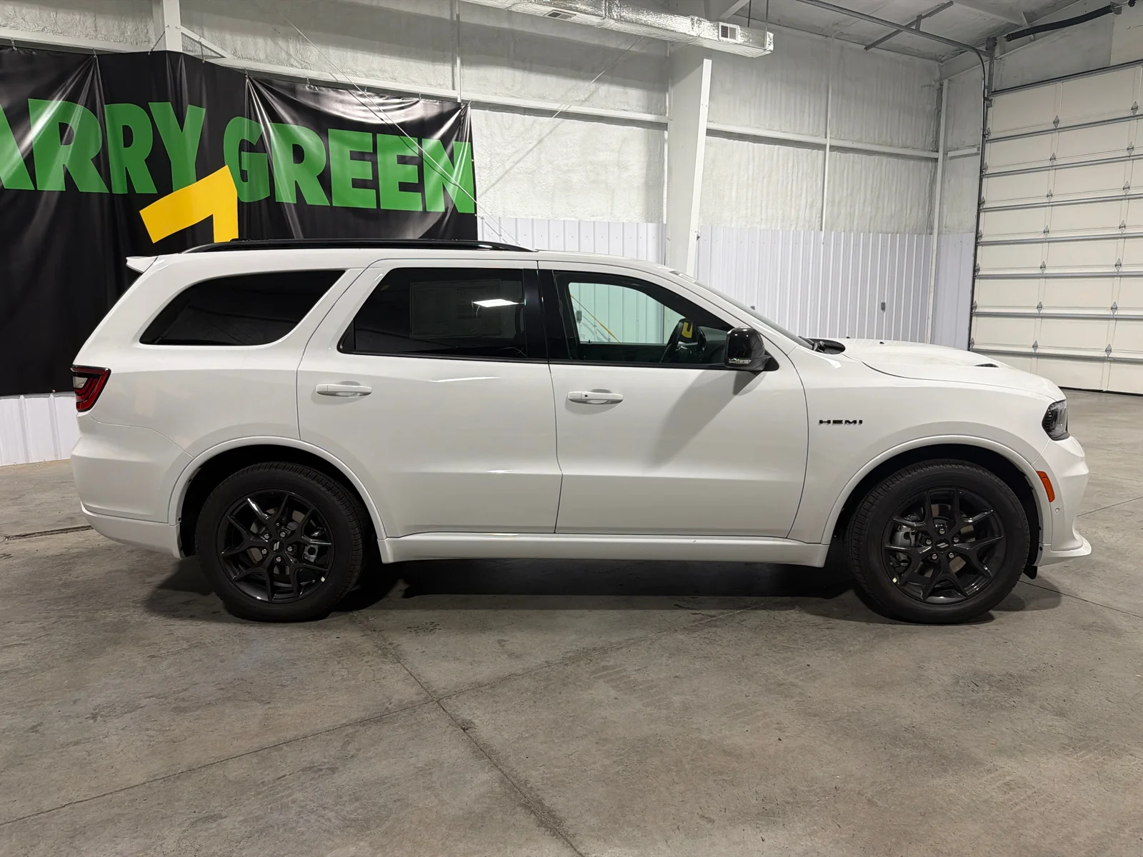 New 2027 White Knuckle Clear-Coat Exterior Paint Dodge GT Premium HEMI image 4