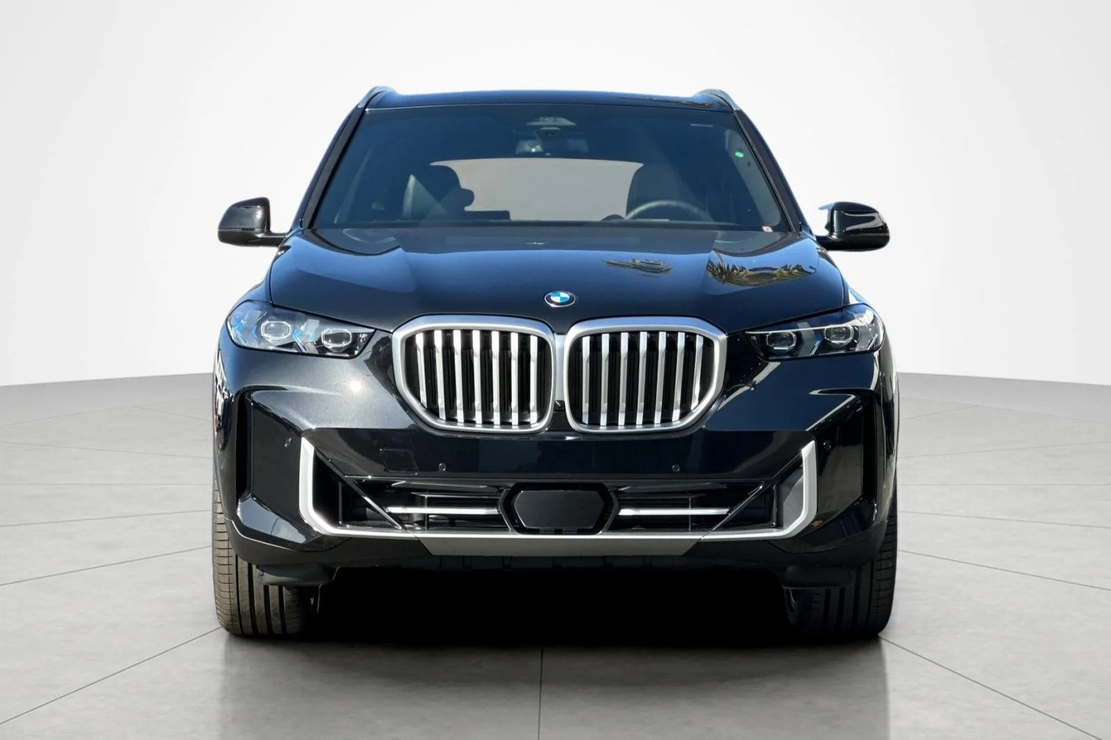 New 2026 Black Sapphire Metallic BMW sDrive40i image 8