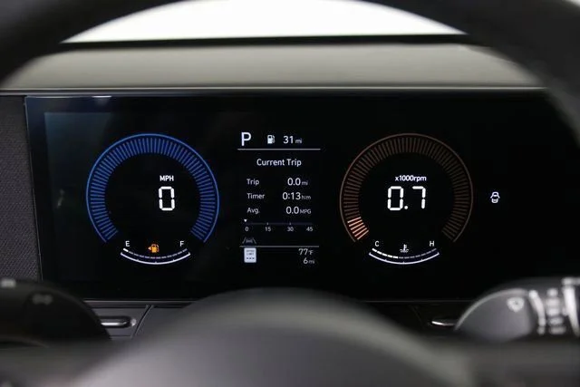 Used 2026 Green Hyundai SEL Sport image 6