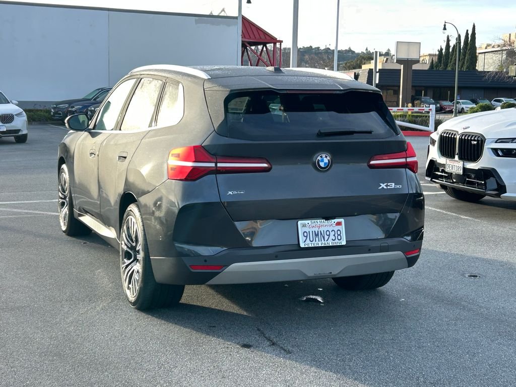 2025 BMW X3 30 xDrive photo 3