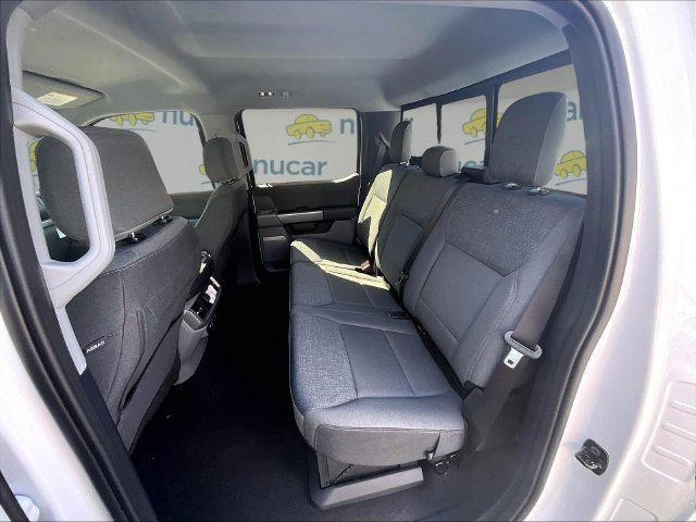 New 2026 Oxford White Ford XLT image 24