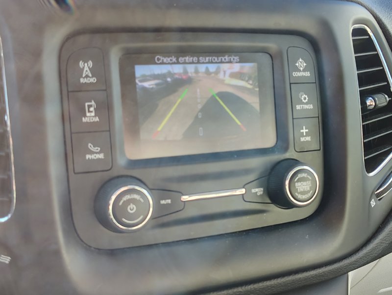 Used 2018 Red Jeep Latitude image 15