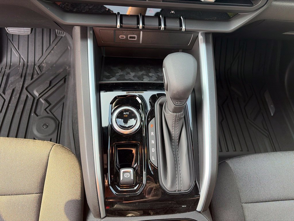 New 2026 Sterling Gray Metallic Chevrolet WT image 21