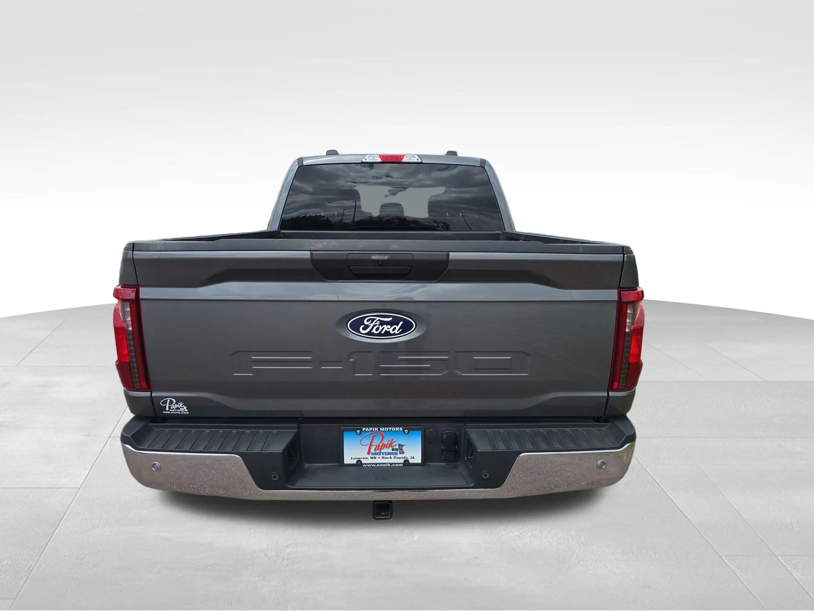 Used 2025 Carbonized Gray Metallic Ford XLT image 5