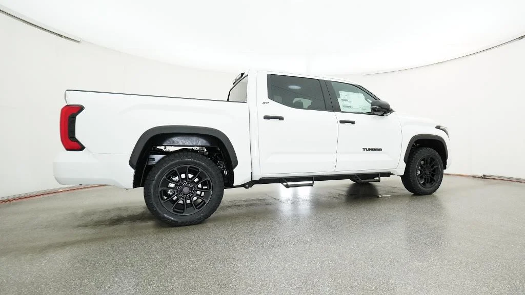 New 2026 Ice Cap Toyota SR5 image 15