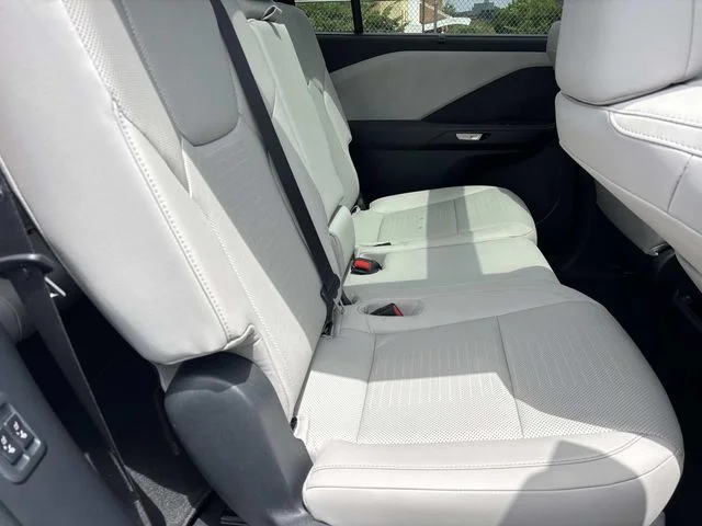 Certified Used 2025 CELESTIAL SILVER Lexus 350 Premium image 26