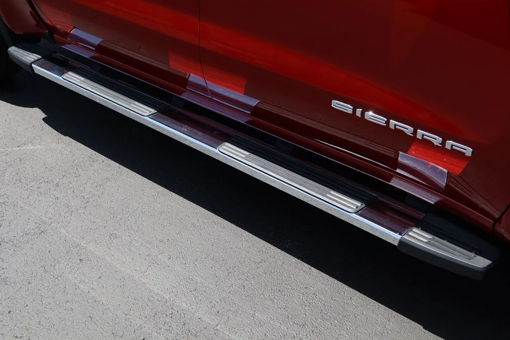 Used 2020 Red GMC SLT image 11