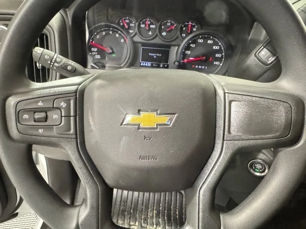 New 2026 Summit White Chevrolet WT image 15