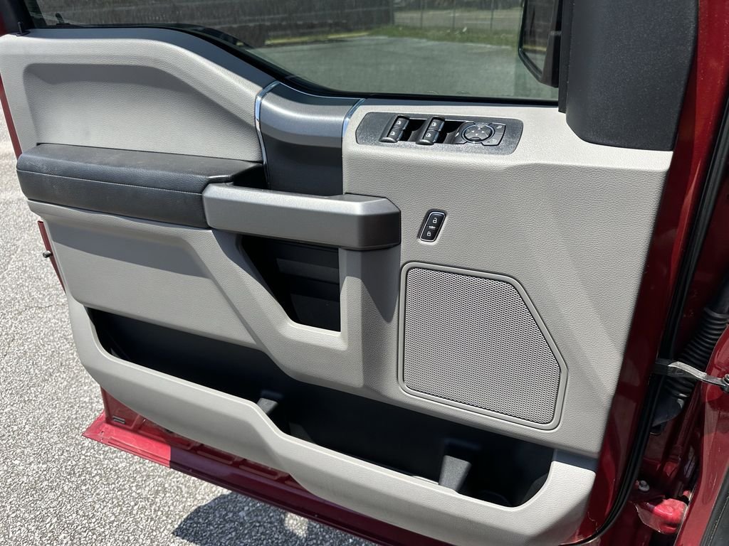 Used 2018 Red Ford XLT image 25