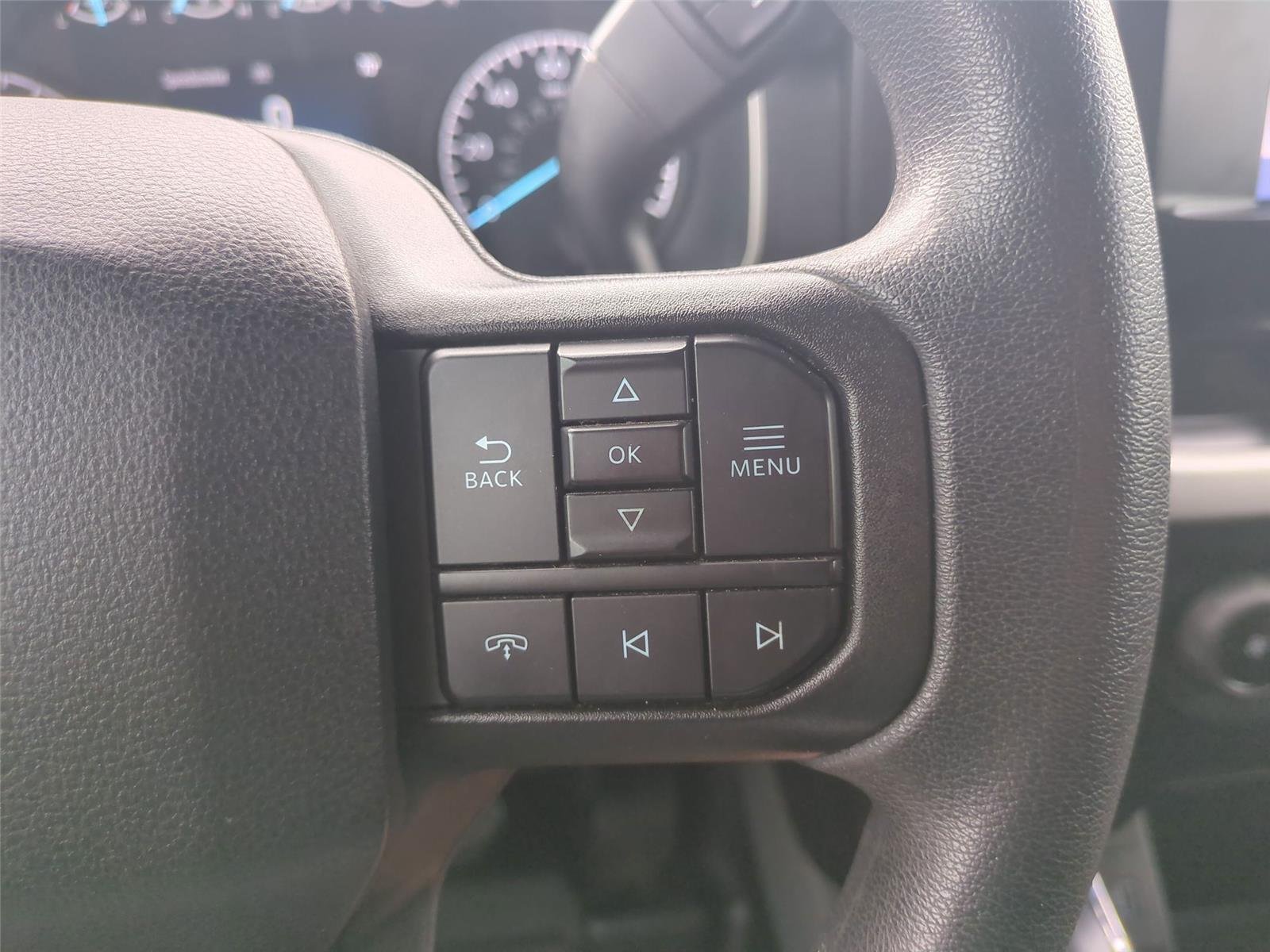 Used 2022 Oxford White Ford XL image 35