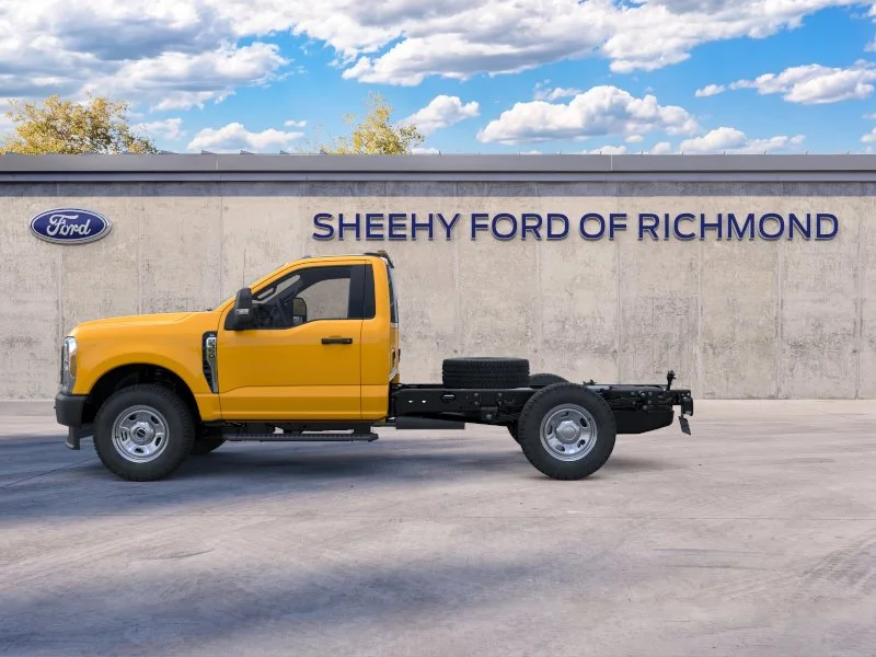 New 2026 Agate Black Metallic Ford F-350® XL image 4