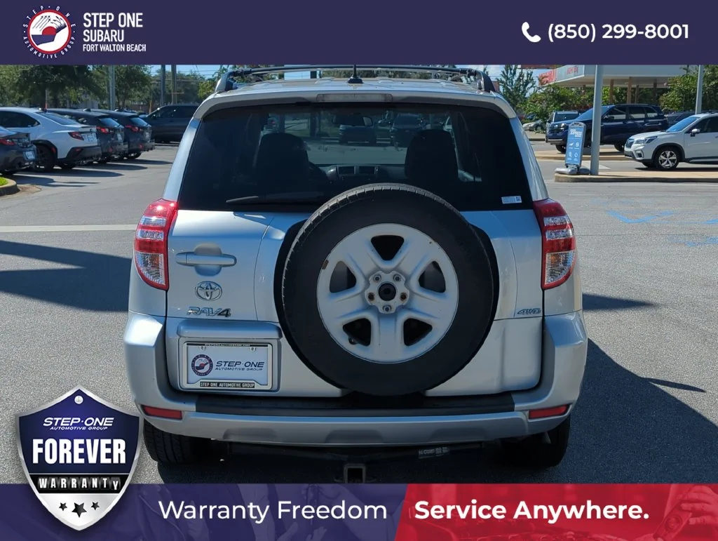 Used 2012 Silver Toyota Base image 6