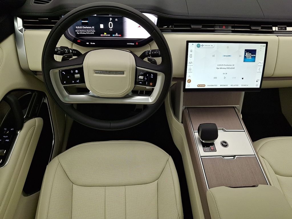 New 2026 Charente Grey Land Rover SE image 9