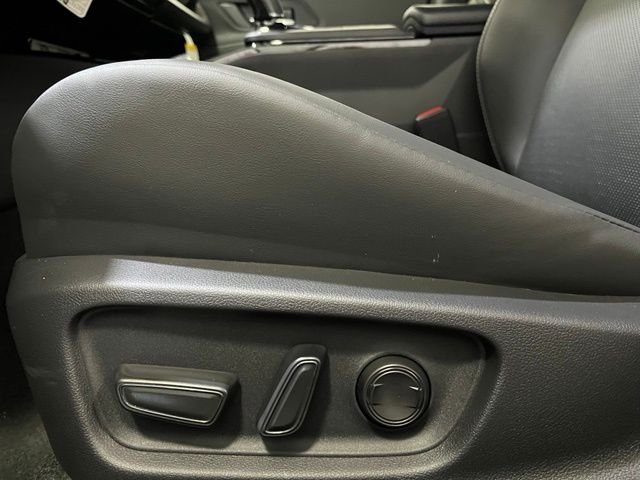 New 2027 Guardian Gray Toyota  XLE image 13