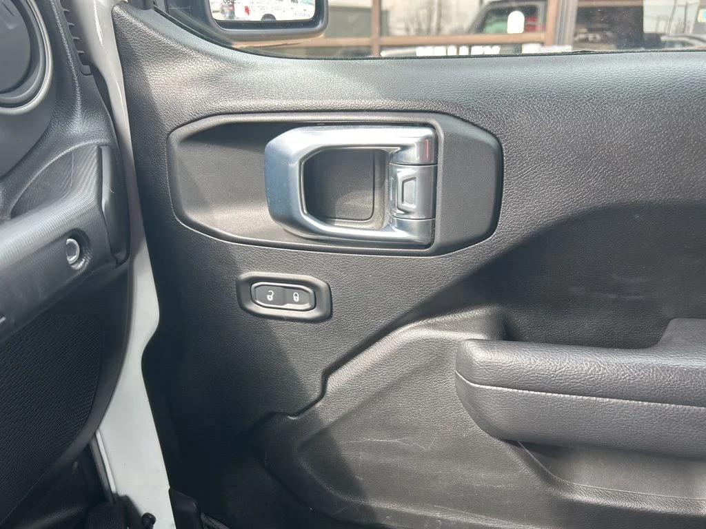 2023 Jeep Wrangler 2-Door Sport S - Photo 26