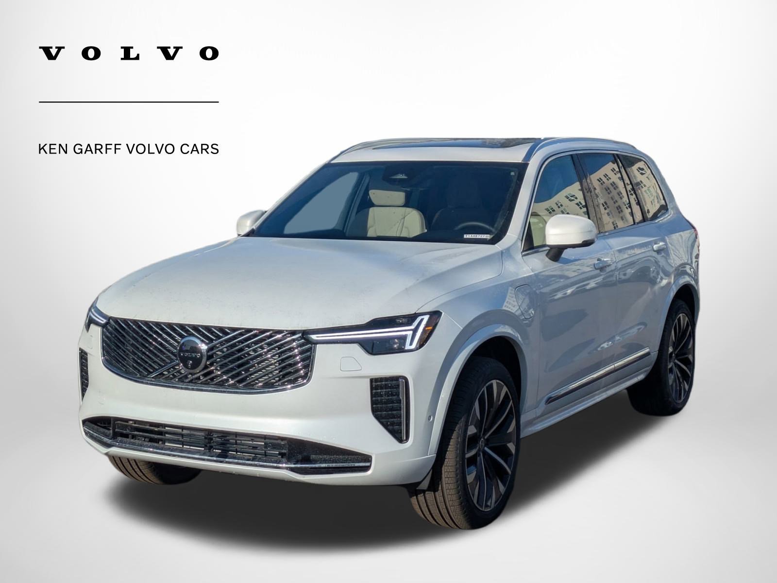 2026 Volvo XC90 Plus - Photo 7