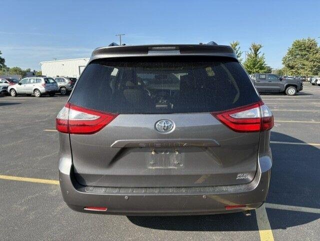 Used 2017 Predawn Gray Mica Toyota XLE image 12