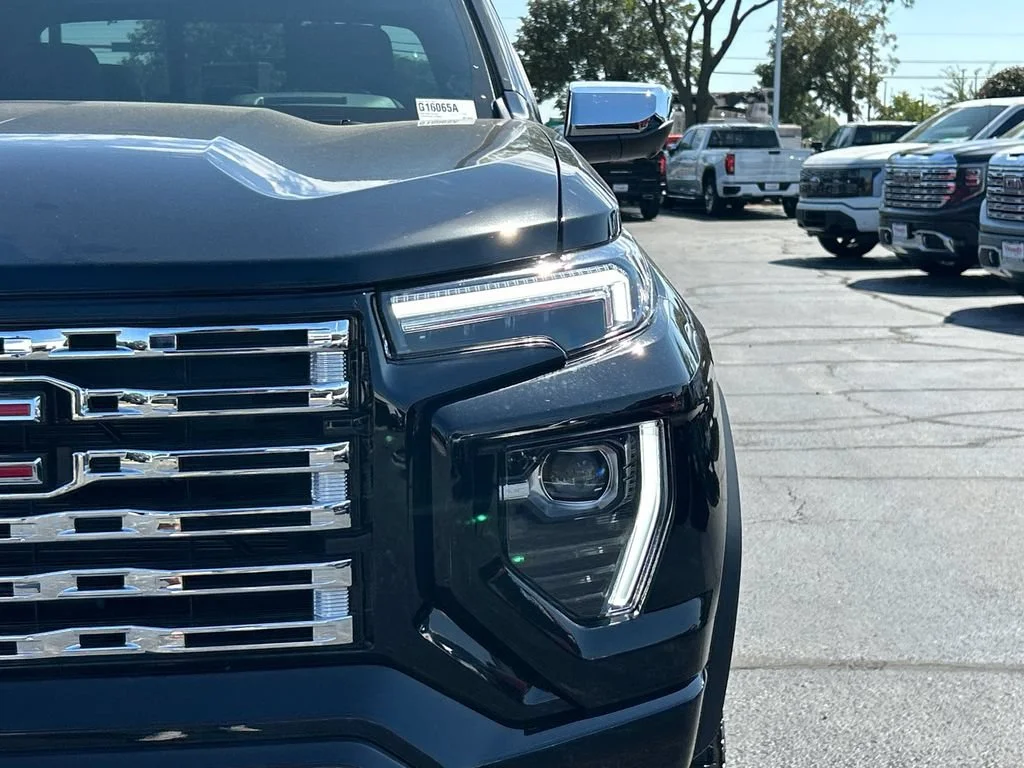 2026 GMC Canyon Denali - Photo 13