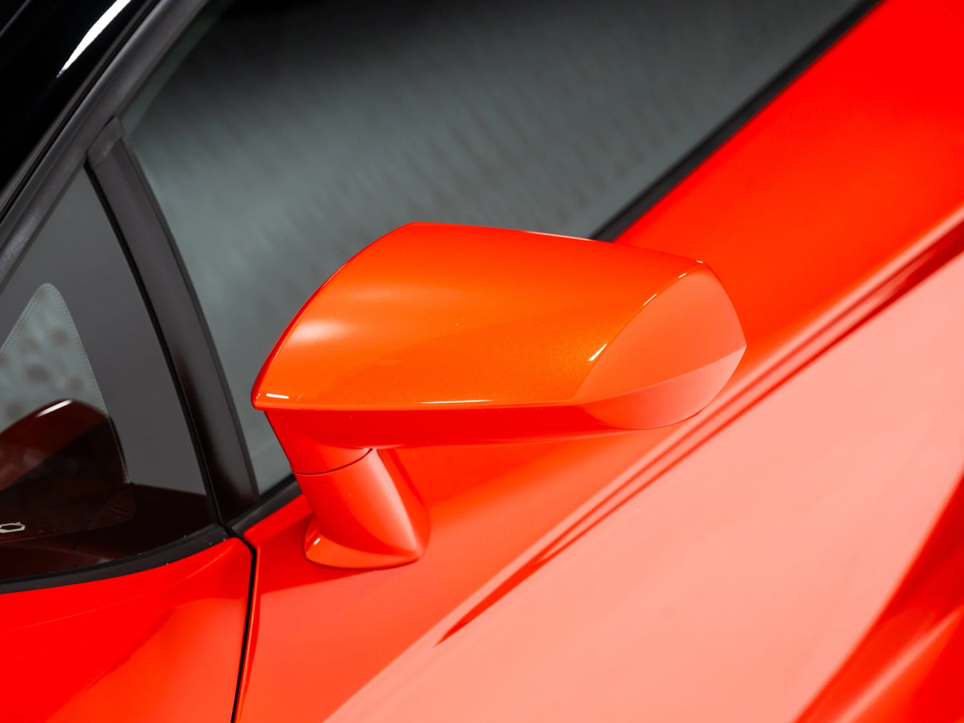 Used 2014 Arancio Argos Pearl Effect Lamborghini  image 23