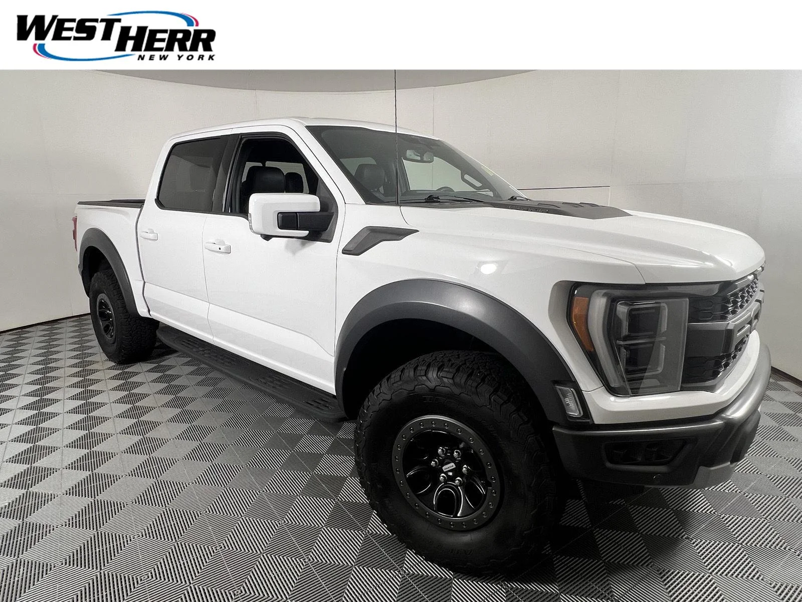 Used 2022 Oxford White Ford Raptor image 1