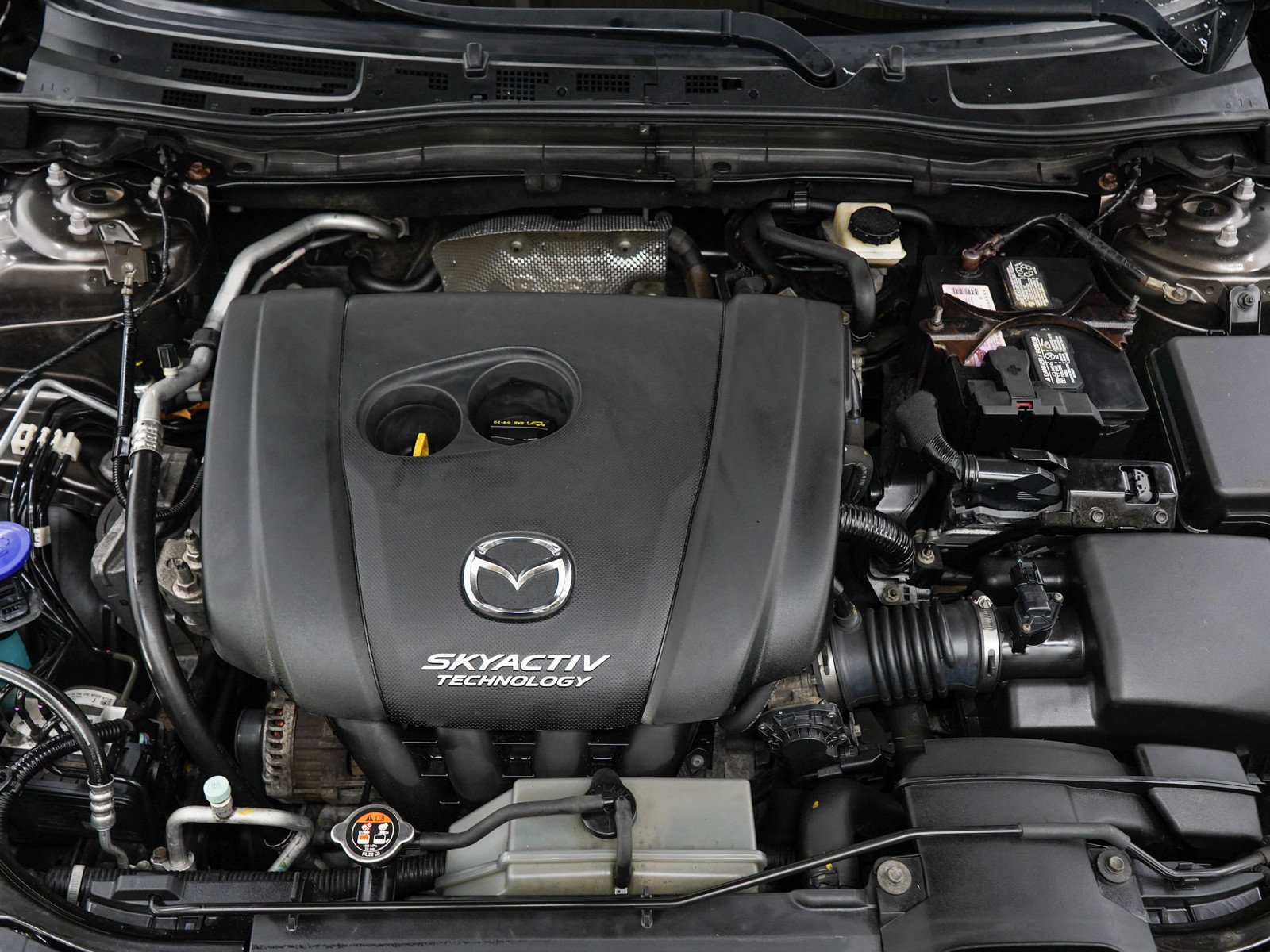 Used 2015 Titanium Flash Mica Mazda i Touring image 29
