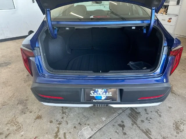 New 2026 Deep Sea Blue Kia LXS image 28